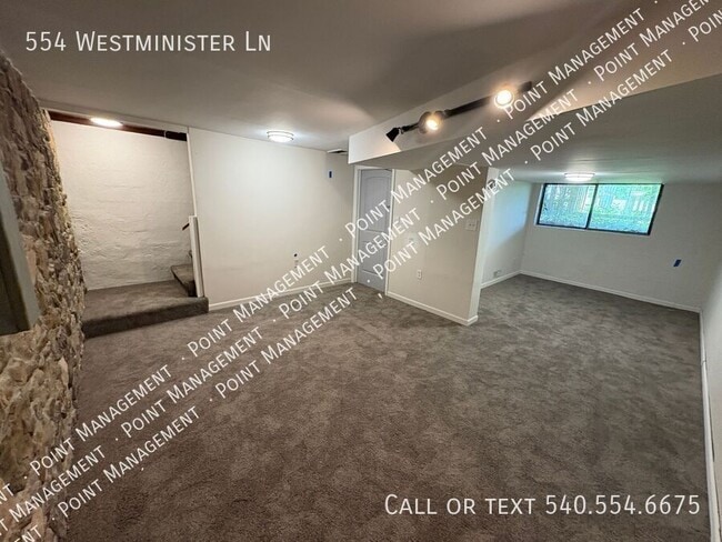 Building Photo - 554 Westminister Ln