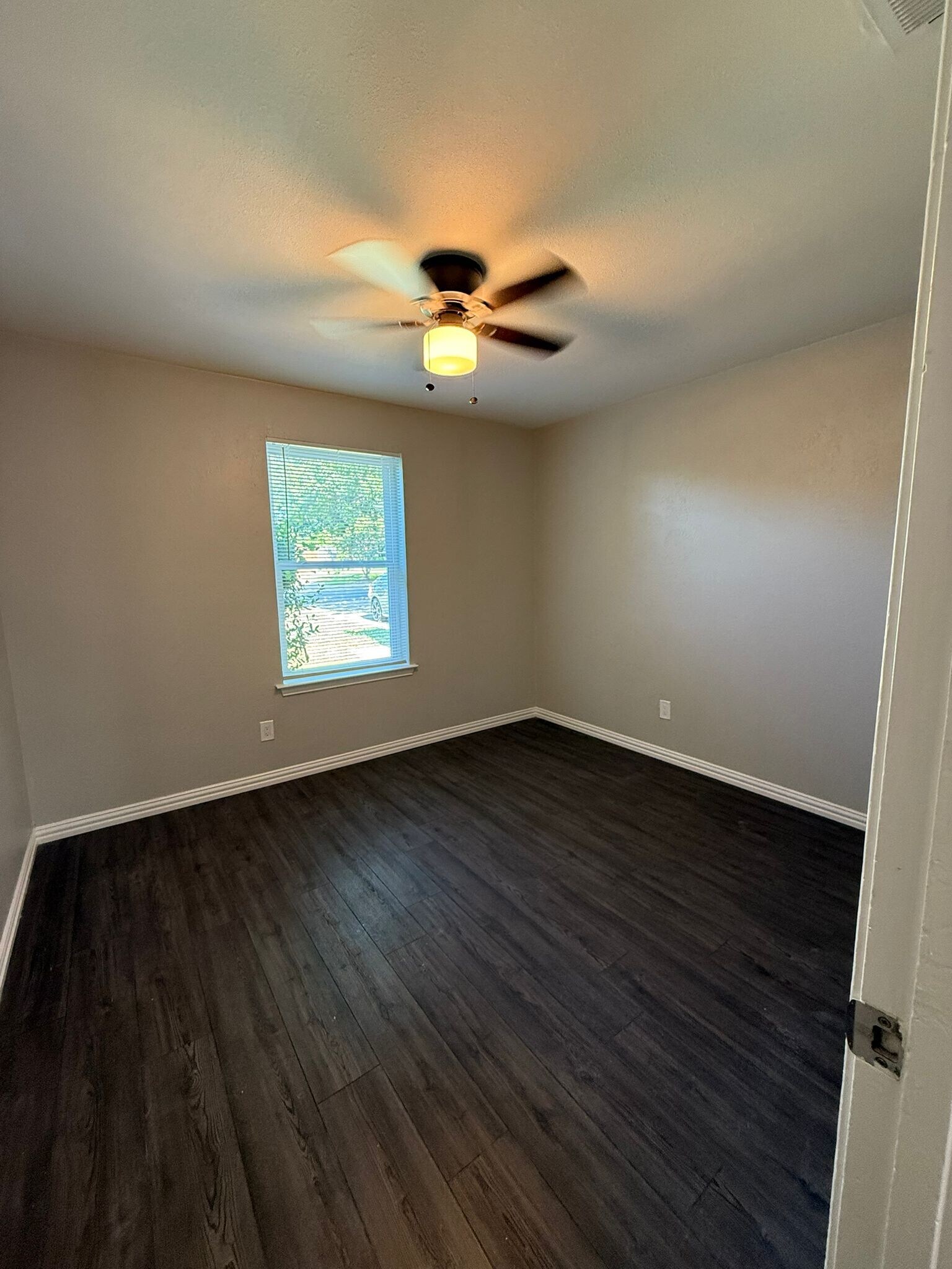 Building Photo - 1534 Lime Leaf Ln
