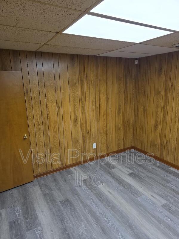 Building Photo - 7292 Manslick Rd