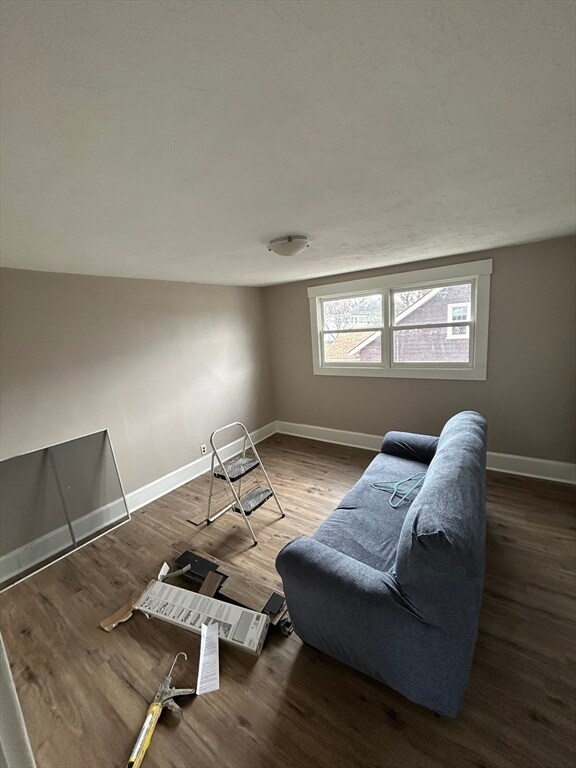 Building Photo - 27 Nelson St