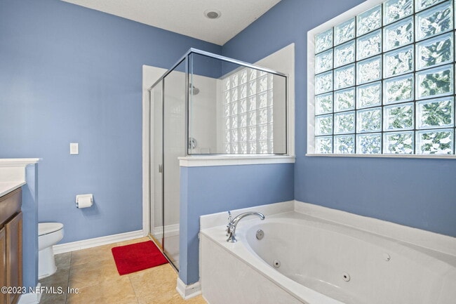 Building Photo - 781 Paradise Ln