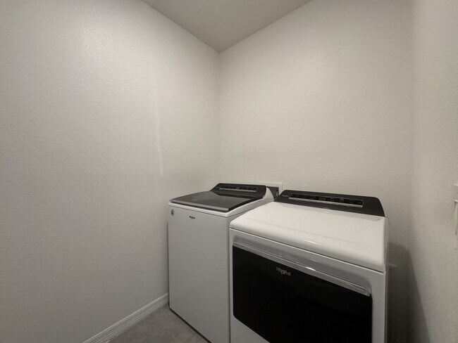 Building Photo - 17448 Harvest Moon Way