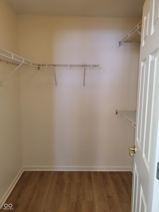 Building Photo - 4950 Potomac Square Way