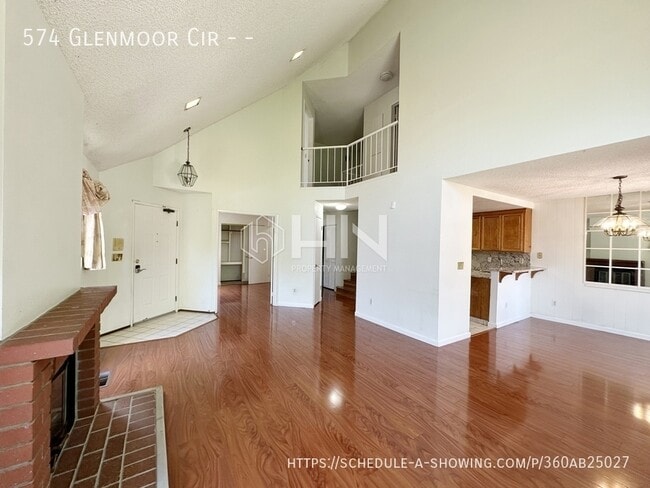 Building Photo - 574 Glenmoor Cir