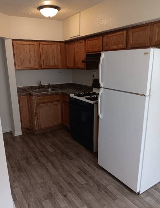 Building Photo - 38 Manitoba Ave