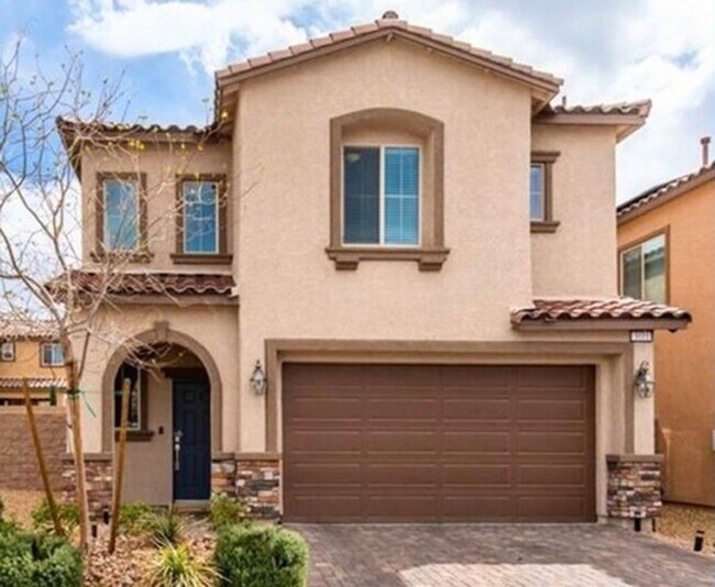 Primary Photo - Beautifully Modern 3 bedroom Near Southern...