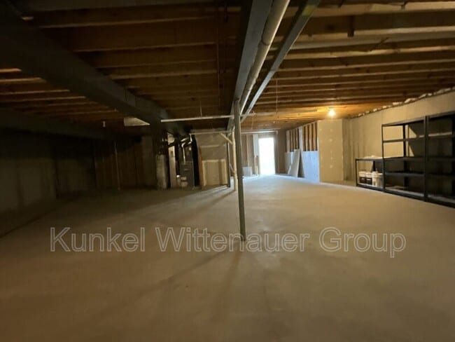 Building Photo - 2308 Four Lakes Dr