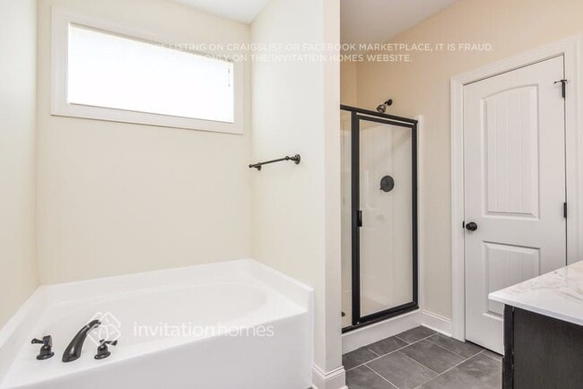 Building Photo - 42 Pappy Ln