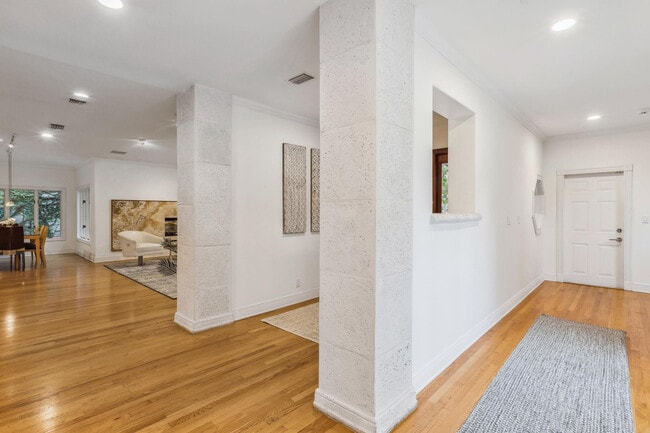 Building Photo - 3301 NE 16th St