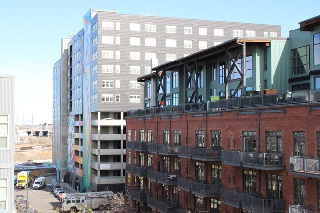 Building Photo - Full Service Executive Fully Furnished All Inclusive Architectural Penthouse Loft Downtown Denver