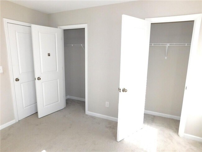 Building Photo - 418 Bannon Way