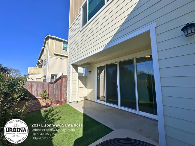 Building Photo - Modern Santa Rosa Home Featuring Open Living and Private Yard