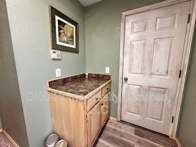 Building Photo - 10716 NW 31st Terrace