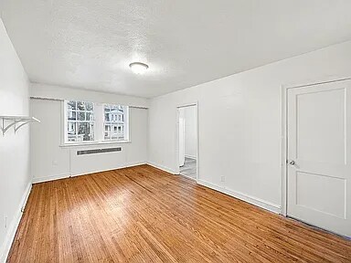 Building Photo - 5742 N Park Ave