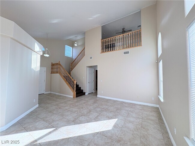 Building Photo - 6544 Timberview Ct