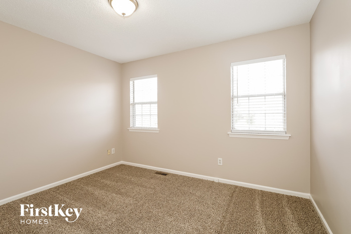 Building Photo - 8116 Maxwelton Dr