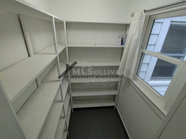 Building Photo - 808 Glenco Rd