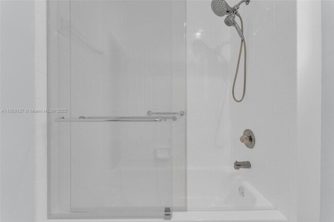 Building Photo - 2468 Bay Isle Ct