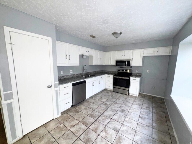 Building Photo - 4806 Ripple Creek Dr
