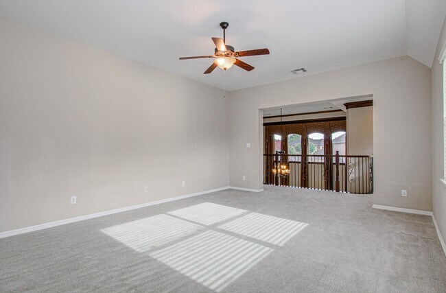 Building Photo - 5711 Avon Landing Ln