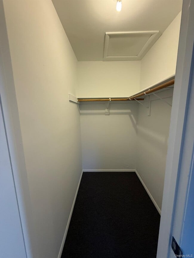 Building Photo - 540 Saracino Dr