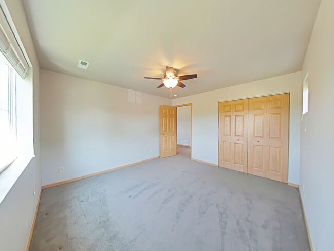 Building Photo - 3505D Fallon Dr