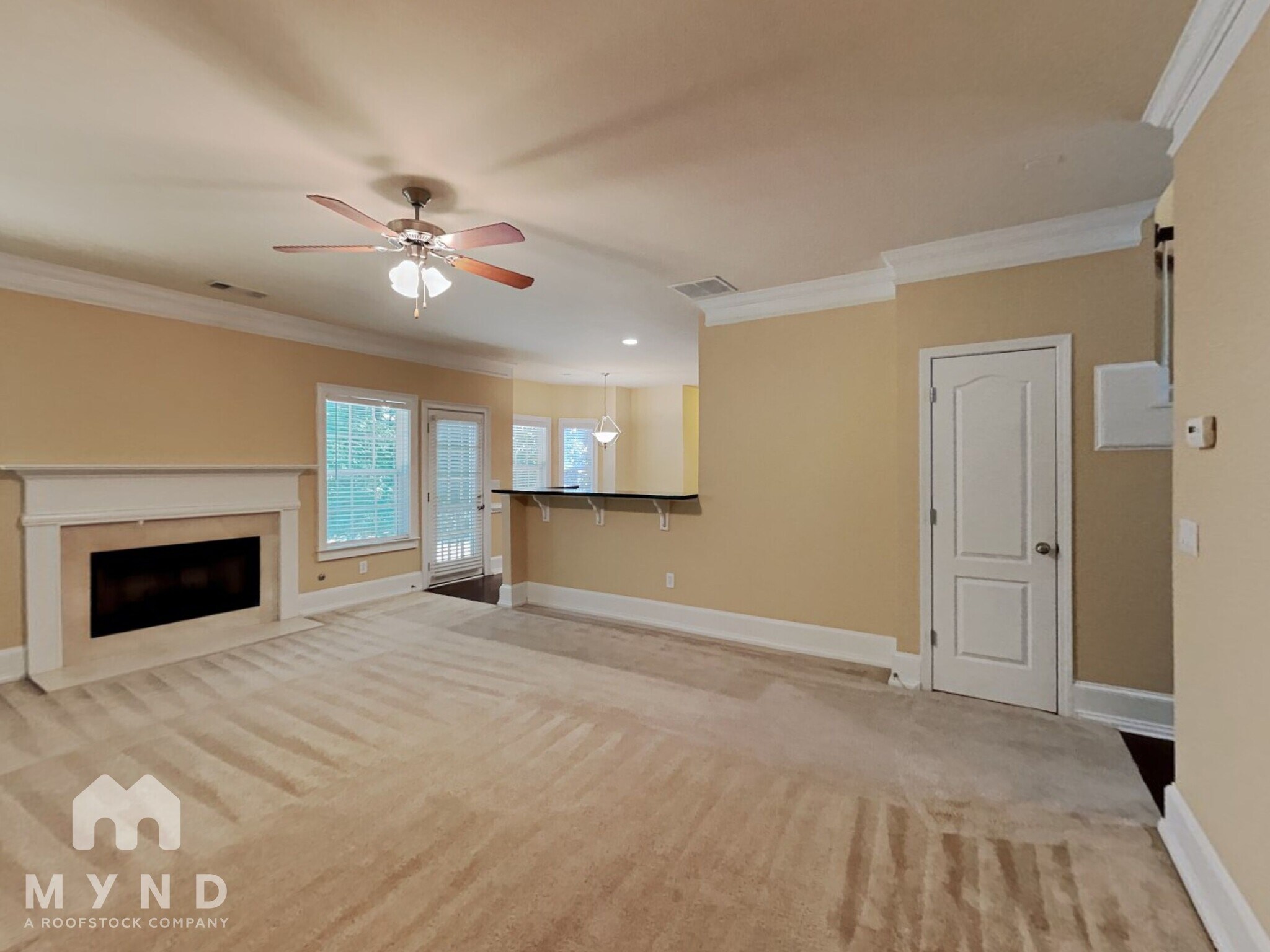 Building Photo - 131 Grandiflora Dr