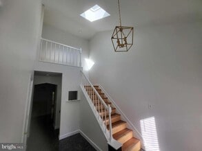 Building Photo - 9602 Ridge Ave