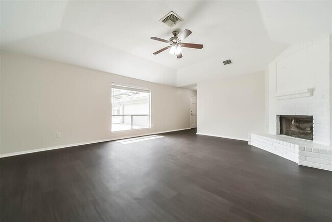 Building Photo - 7206 Gallant Glen Ln