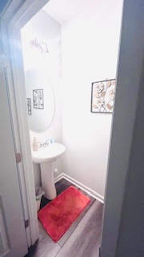 Building Photo - Modern Luxury in Winston-Salem