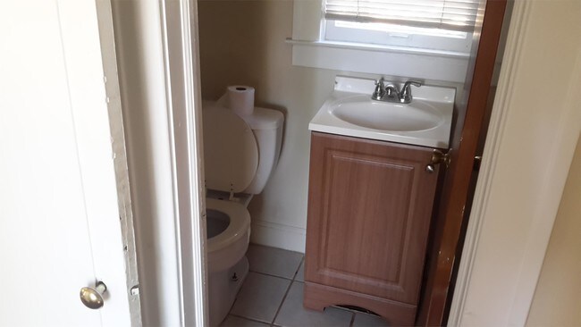 Building Photo - 4607 Marseilles St