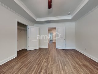 Building Photo - 309 W Cartess