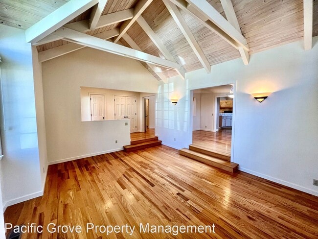 Building Photo - 3 br, 2.5 bath House - 165 Pacific Avenue