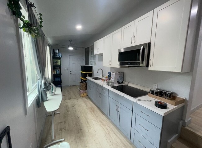 Primary Photo - Newly Remodeled 1 Bedroom/1 Bathroom