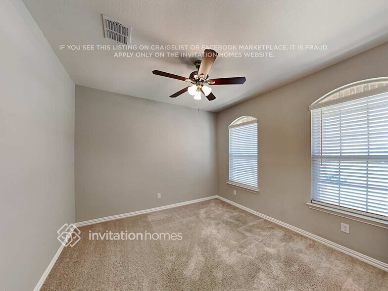 Building Photo - 14832 Grey Feather Trail