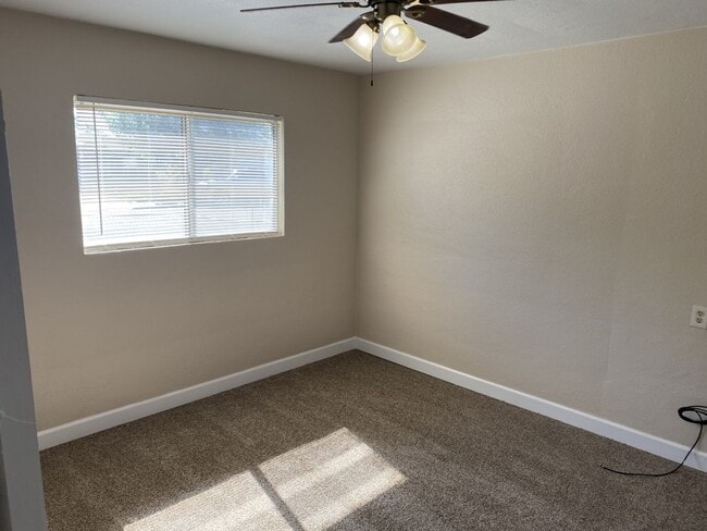 Building Photo - Recently Remodeled Two Bedroom One Bath home in Chowchilla, CA