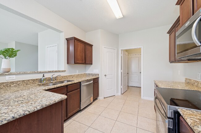 Building Photo - 312 Magnolia Dr