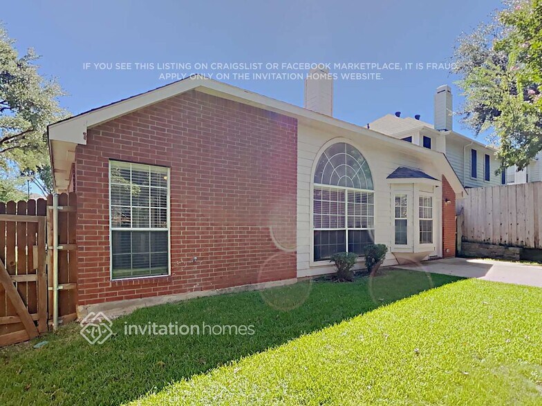 Building Photo - 2605 Centenary Dr