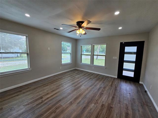 Building Photo - 5519 Arlington Park Dr