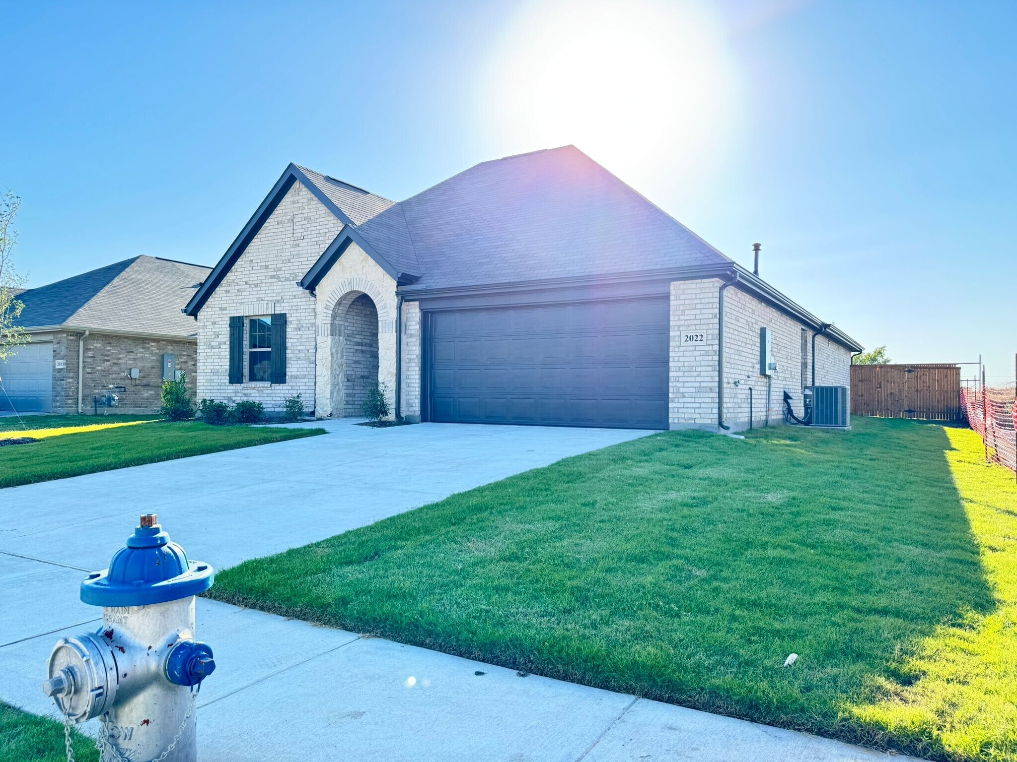 Building Photo - 2022 Sycamore Ridge Trl