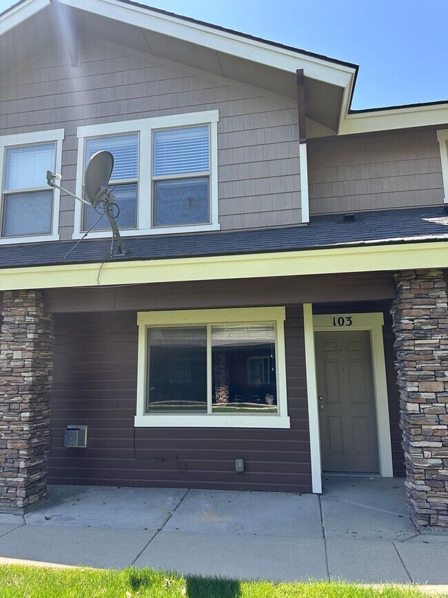 Building Photo - 9993 W Rosecroft Ct