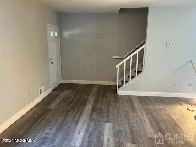 Building Photo - 197 MacArthur Ave