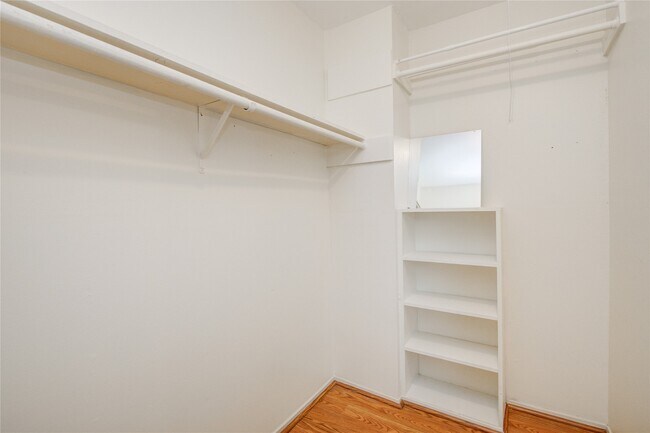 Building Photo - 1433 Cedar Post Ln