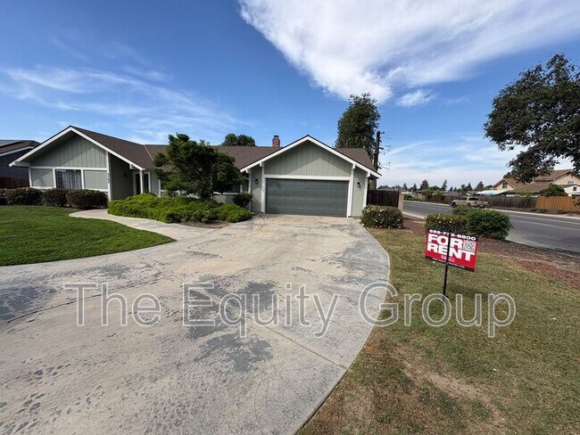 Building Photo - 3702 W Dorothea Ct