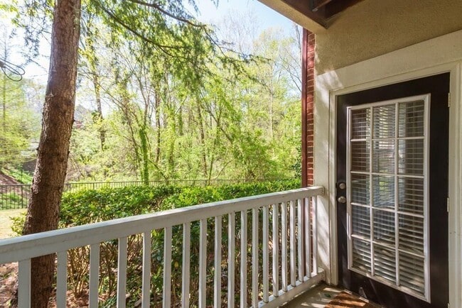 Building Photo - 1120 Westchester Ridge NE