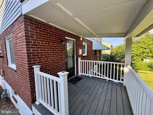 Building Photo - 7204 Glenridge Dr