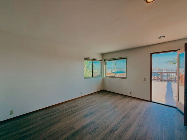 Building Photo - Welcome to Your Stunning Point Loma Home with Panoramic Ocean, Harbor, and Downtown Views!