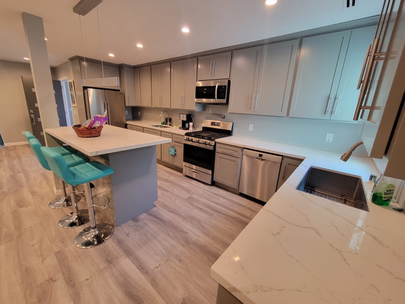 Building Photo - 1415 Stearns Dr