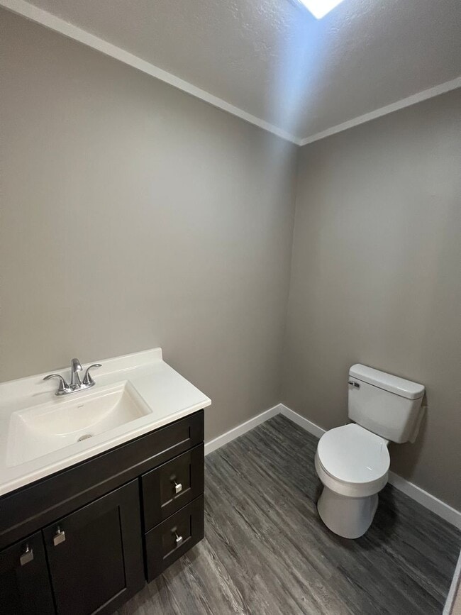 Building Photo - Cozy Home in the Heart of Martin