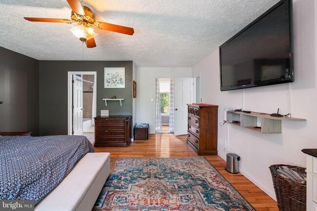 Building Photo - 127 Pilgrim Cove
